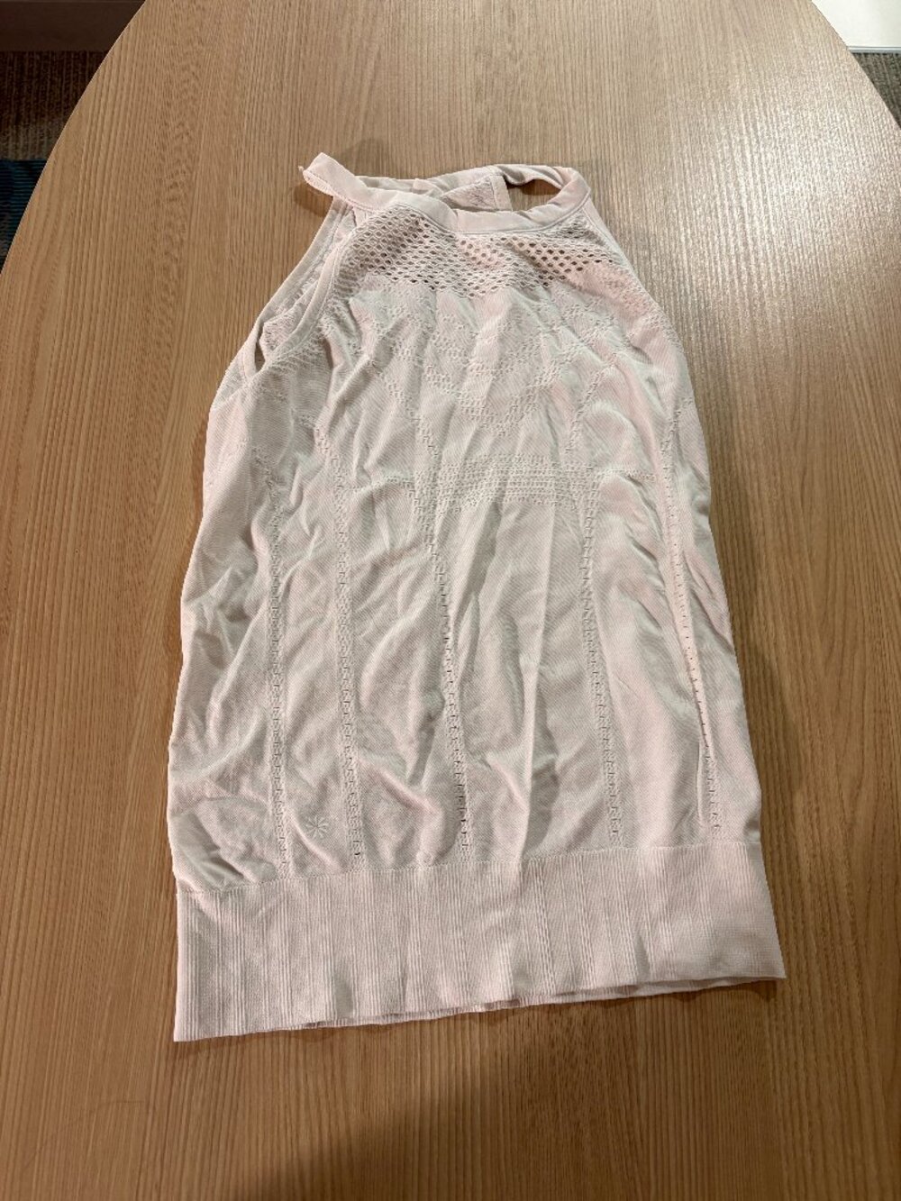 Athleta Perforated Tank Top Medium White Sleeveless Mesh Nylon Spandex Blend